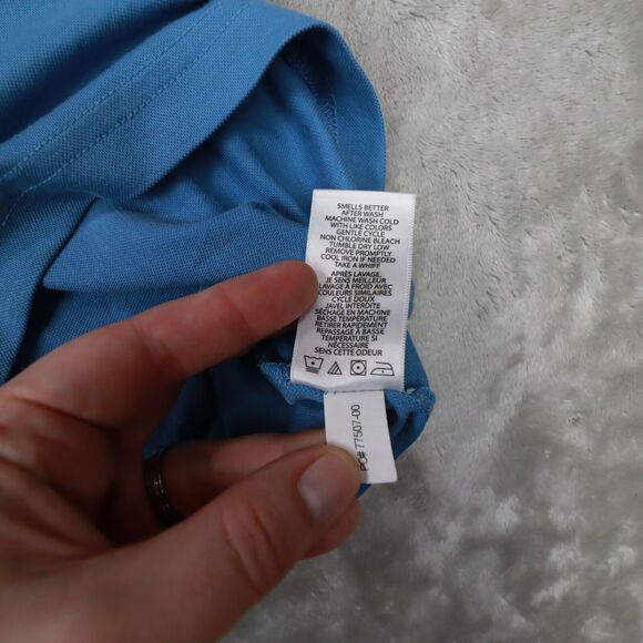 Travis Mathew Light Blue Pima Cotton Blend Chest Stripe Golf Polo size Medium - Picture 7 of 8